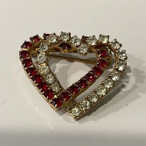 Vintage Gold Tone Double Heart Red & Clear Rhinestone Pin/Brooch♥️